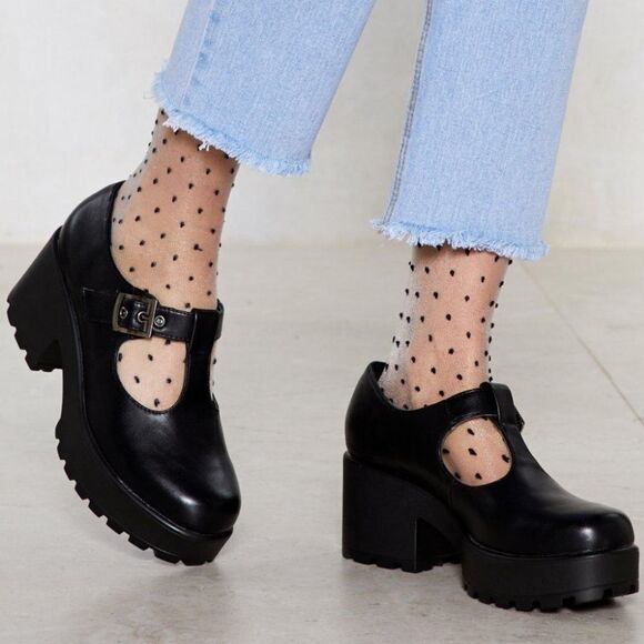 BRAND NEW GBG LOS ANGELES CHUNKY T BAR MARY JANE SHOES - Picture 16 of 16